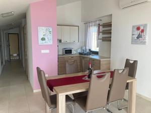 Prodej rodinného domu, Poniklá, 220 m2