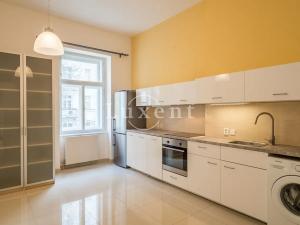 Pronájem bytu 3+1, Praha - Nové Město, Rašínovo nábřeží, 101 m2