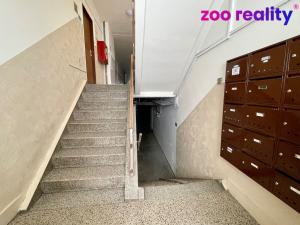 Prodej bytu 3+1, Chvaletice, Obránců míru, 58 m2