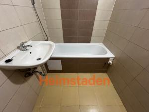 Pronájem bytu 2+1, Orlová - Lutyně, Okružní, 50 m2