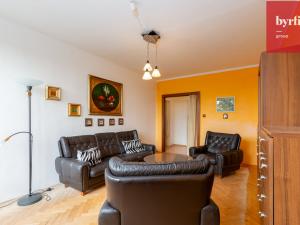 Prodej bytu 2+1, Opava, Holasická, 59 m2
