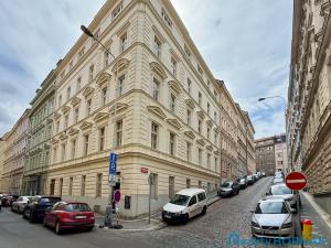 Prodej bytu 3+kk, Praha - Vyšehrad, Neklanova, 56 m2