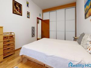 Prodej bytu 3+kk, Praha - Vyšehrad, Neklanova, 56 m2