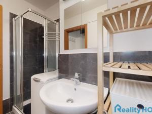 Prodej bytu 3+kk, Praha - Vyšehrad, Neklanova, 56 m2