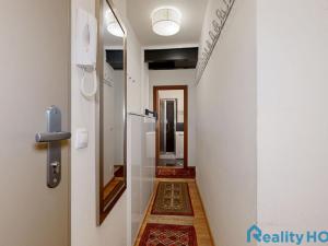 Prodej bytu 3+kk, Praha - Vyšehrad, Neklanova, 56 m2