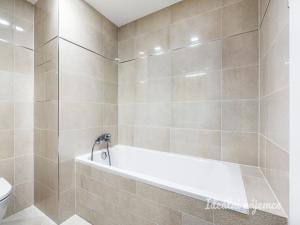 Pronájem bytu 2+kk, Praha - Hloubětín, Poděbradská, 59 m2