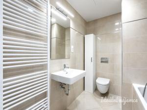 Pronájem bytu 2+kk, Praha - Hloubětín, Poděbradská, 59 m2