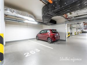 Pronájem bytu 2+kk, Praha - Hloubětín, Poděbradská, 59 m2