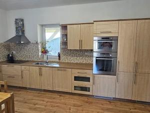 Prodej rodinného domu, Vlkaneč, 160 m2