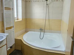 Prodej rodinného domu, Vlkaneč, 160 m2