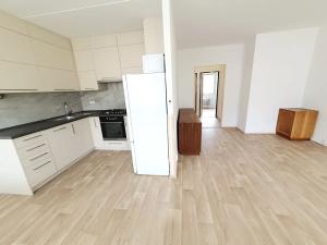 Pronájem bytu 3+kk, Praha - Podolí, Kaplická, 60 m2