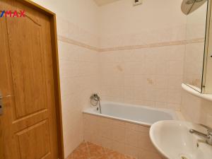 Pronájem bytu 3+kk, Hradec Králové - Třebeš, Labská louka, 52 m2