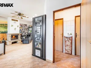 Prodej rodinného domu, Byšice, 5. května, 300 m2