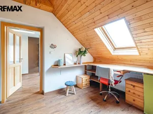 Prodej rodinného domu, Byšice, 5. května, 300 m2