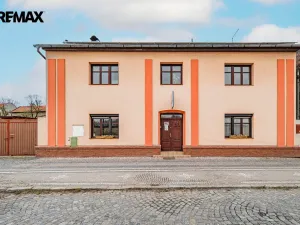 Prodej rodinného domu, Byšice, 5. května, 300 m2