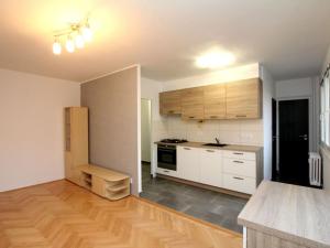 Pronájem bytu 3+kk, Pardubice - Polabiny, Kosmonautů, 60 m2