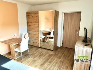 Pronájem bytu 1+kk, Kunovice, Husitská, 25 m2