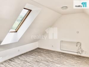 Pronájem bytu 2+kk, Praha - Hrdlořezy, Českobrodská, 75 m2
