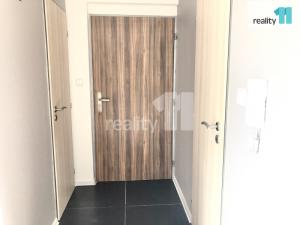 Pronájem bytu 2+kk, Praha - Hrdlořezy, Českobrodská, 75 m2