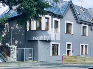 Pronájem bytu 2+kk, Praha - Hrdlořezy, Českobrodská, 75 m2