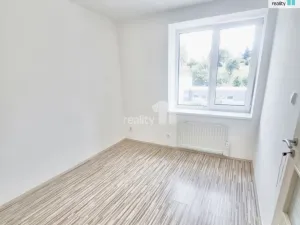 Prodej bytu 2+kk, Praha - Hrdlořezy, Českobrodská, 75 m2