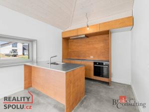 Prodej rodinného domu, Lužany, 134 m2