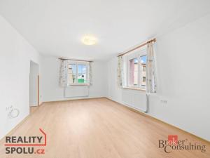 Prodej rodinného domu, Chrást, Vilová, 242 m2