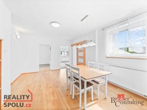 Prodej rodinného domu, Chrást, Vilová, 242 m2