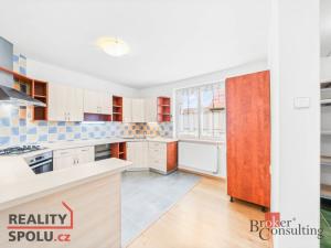 Prodej rodinného domu, Chrást, Vilová, 242 m2