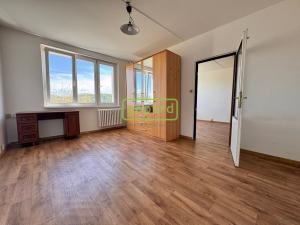 Prodej bytu 1+1, Karlovy Vary, Buchenwaldská, 36 m2