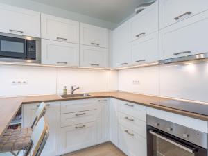 Pronájem bytu 1+kk, Praha - Hloubětín, Modrého, 34 m2
