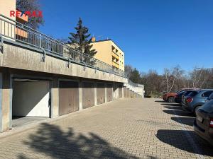 Pronájem garáže, Praha - Vysočany, Na Krocínce, 17 m2