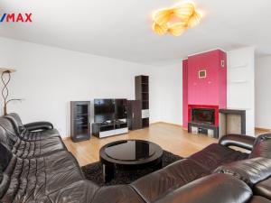 Prodej rodinného domu, Jenišov - Pod Rohem, K Rohu, 210 m2