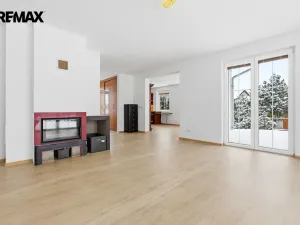 Prodej rodinného domu, Jenišov - Pod Rohem, K Rohu, 210 m2