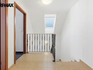 Prodej rodinného domu, Jenišov - Pod Rohem, K Rohu, 210 m2