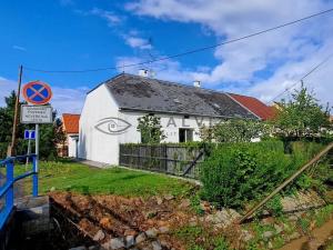 Pronájem bytu 1+1, České Budějovice, Dobrovodská, 37 m2