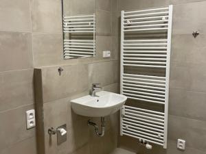 Pronájem bytu 2+1, Pardubice, K Višňovce, 70 m2