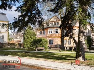 Prodej bytu 3+1, Nový Bor, Palackého náměstí, 115 m2