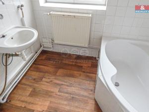 Prodej bytu 2+1, Nový Bor, Palackého náměstí, 66 m2