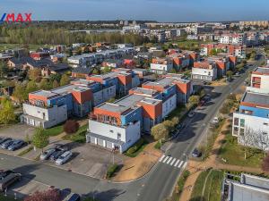 Pronájem bytu 2+kk, Hradec Králové - Nový Hradec Králové, Rybova, 54 m2