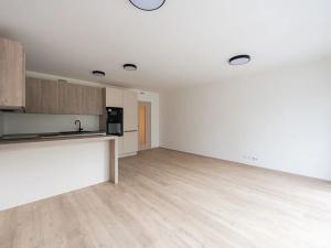 Pronájem bytu 2+kk, Praha - Háje, Sochorcova, 82 m2