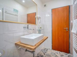 Prodej ubytování, Brada-Rybníček - Rybníček, 1100 m2