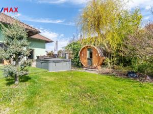 Prodej rodinného domu, Neveklov, Husova, 280 m2