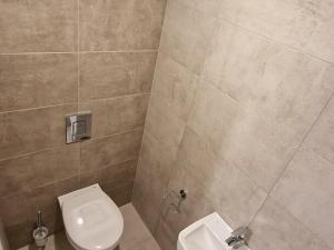 Pronájem bytu 2+kk, Lety, Pražská, 60 m2
