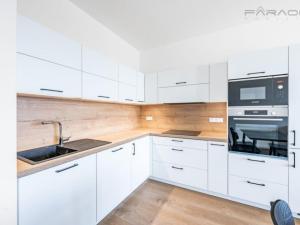 Pronájem bytu 2+kk, Praha - Modřany, Mezi vodami, 57 m2