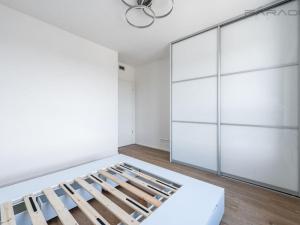 Pronájem bytu 2+kk, Praha - Modřany, Mezi vodami, 57 m2