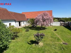 Prodej rodinného domu, Zvěrkovice, 372 m2