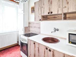 Prodej bytu 3+1, Štíty - Březná, 58 m2