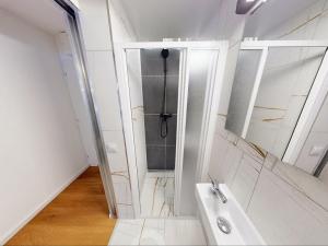 Prodej bytu 1+kk, Praha - Břevnov, Nad Kajetánkou, 17 m2