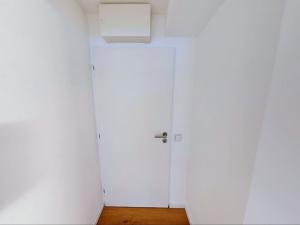 Prodej bytu 1+kk, Praha - Břevnov, Nad Kajetánkou, 17 m2